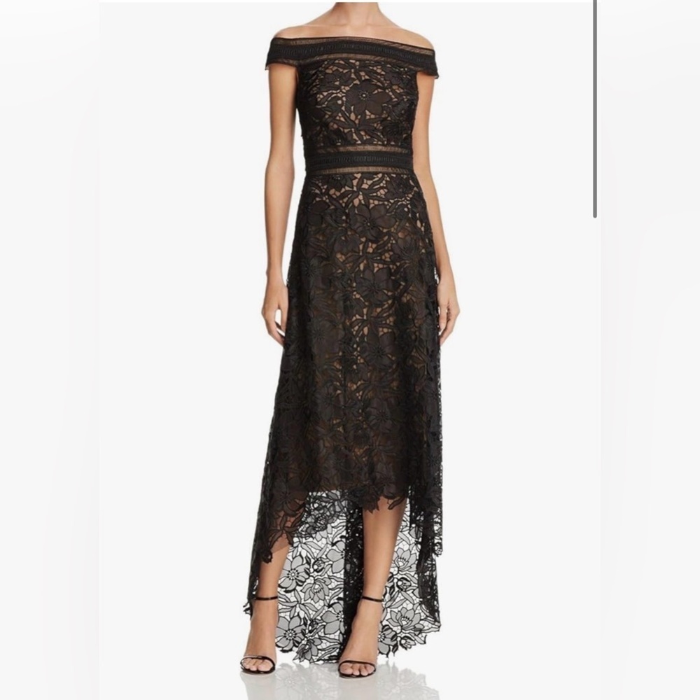 Tadashi Shoji- Black Lace Off-Shoulder Gown. Size 2